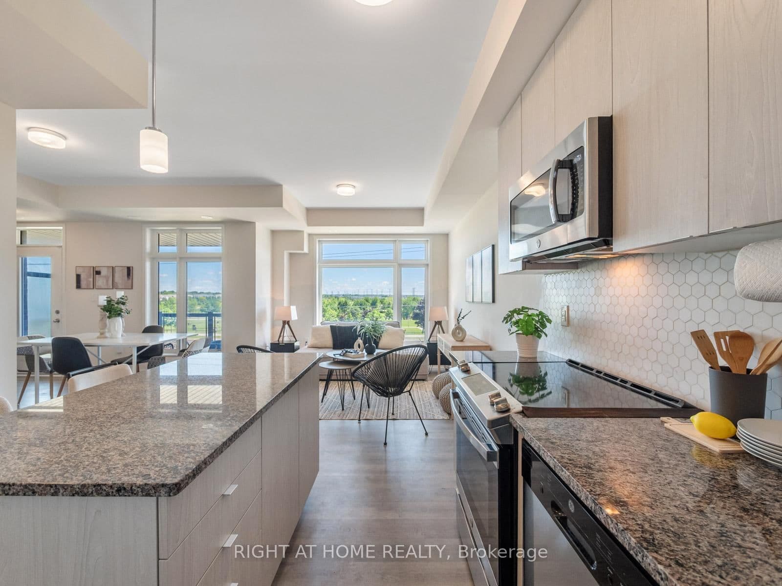 2550 Castlegate Crossing, Unit 403 thumbnail 8