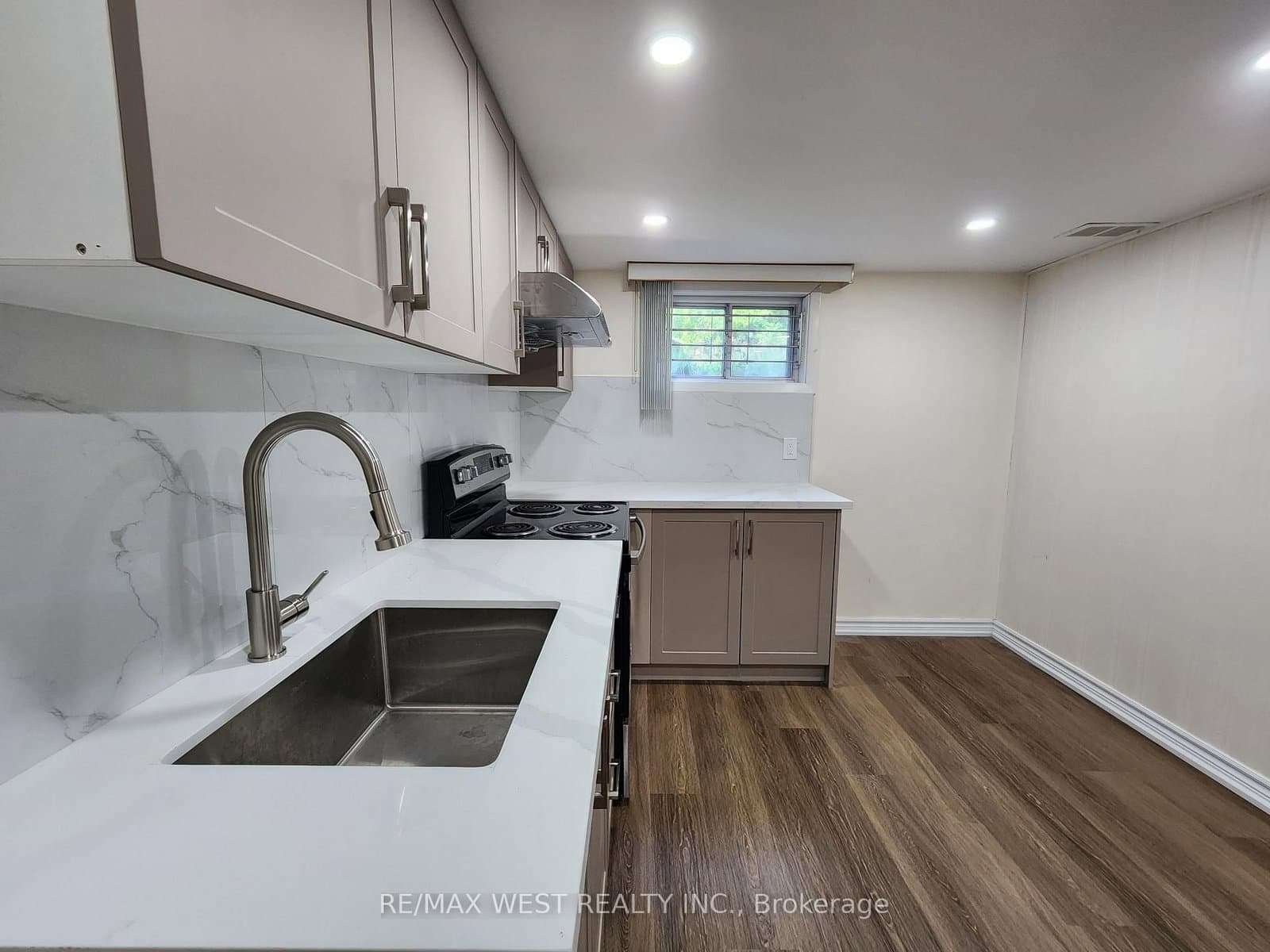 105 Crocus Drive, Unit Bsmt thumbnail 3