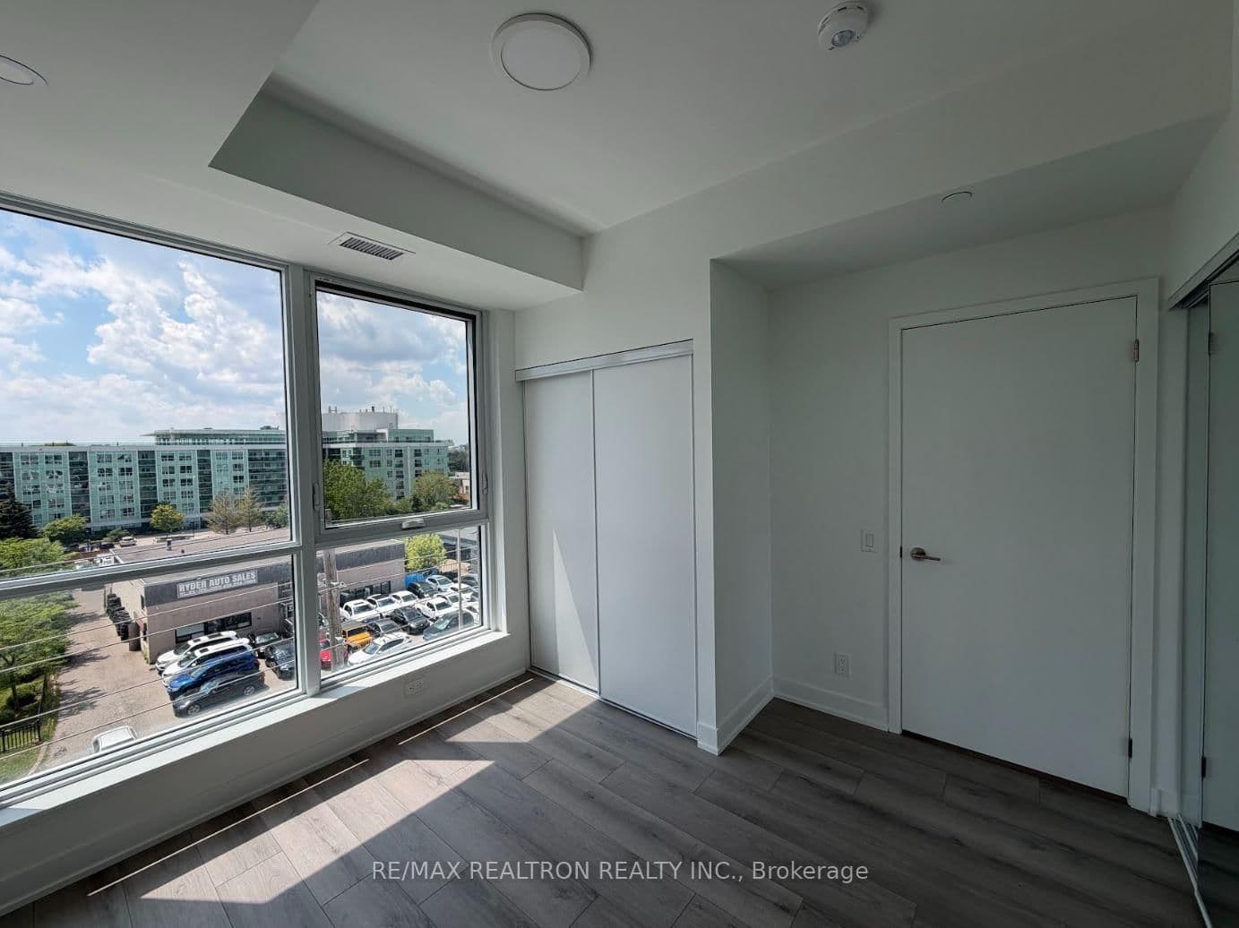 20 Deans Drive, Unit 516 thumbnail 8
