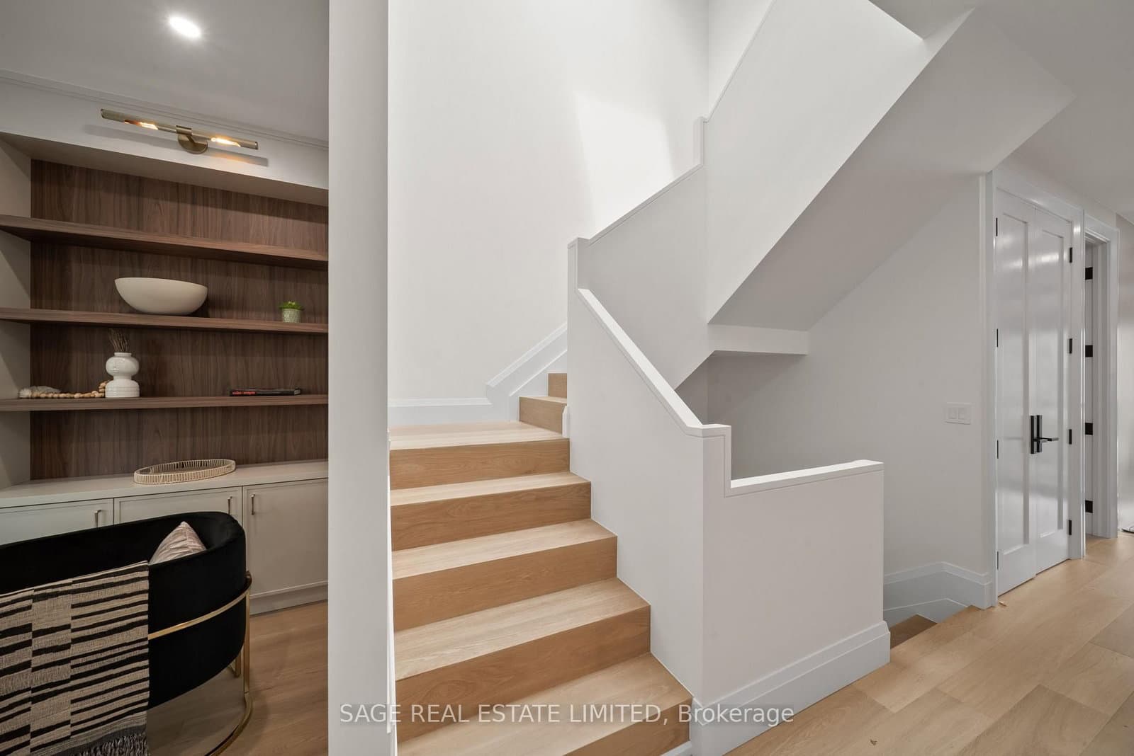 116 Lee Avenue thumbnail 17