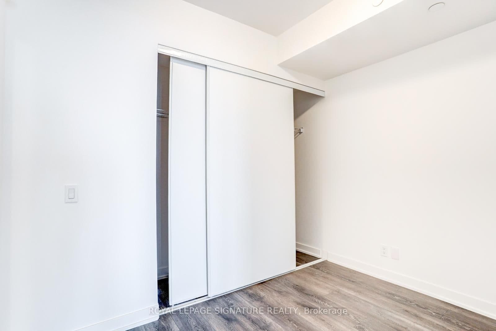 2 Manderley Drive, Unit 814 thumbnail 22