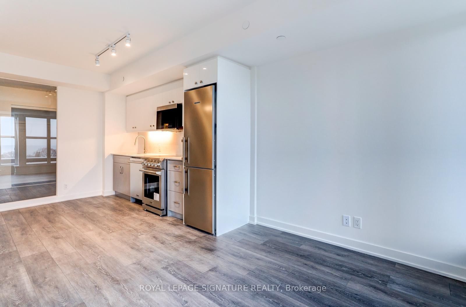 2 Manderley Drive, Unit 814 thumbnail 9