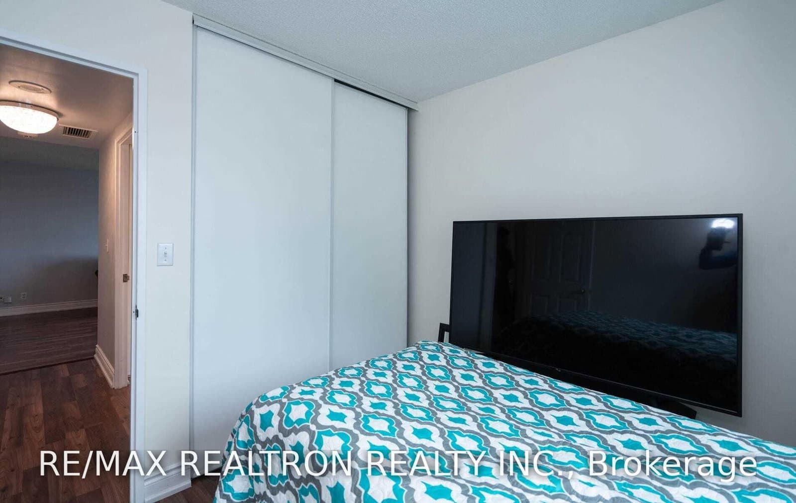 8 Lee Centre Drive, Unit 910 thumbnail 24