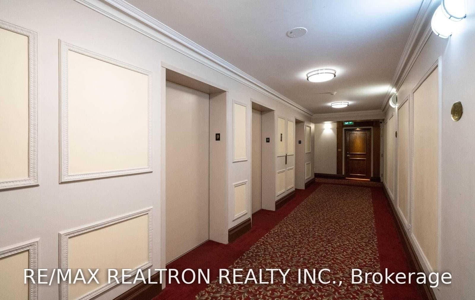 8 Lee Centre Drive, Unit 910 thumbnail 8