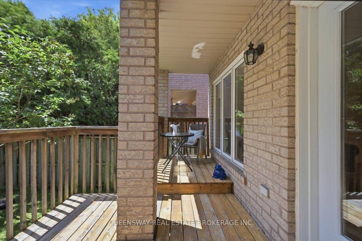 83 Floyd Avenue thumbnail 44