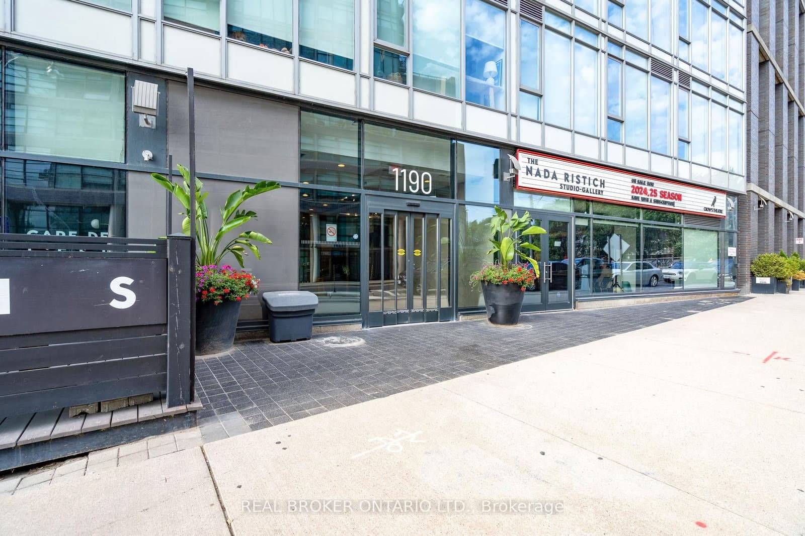 1190 Dundas Street E, Unit 322 thumbnail 4