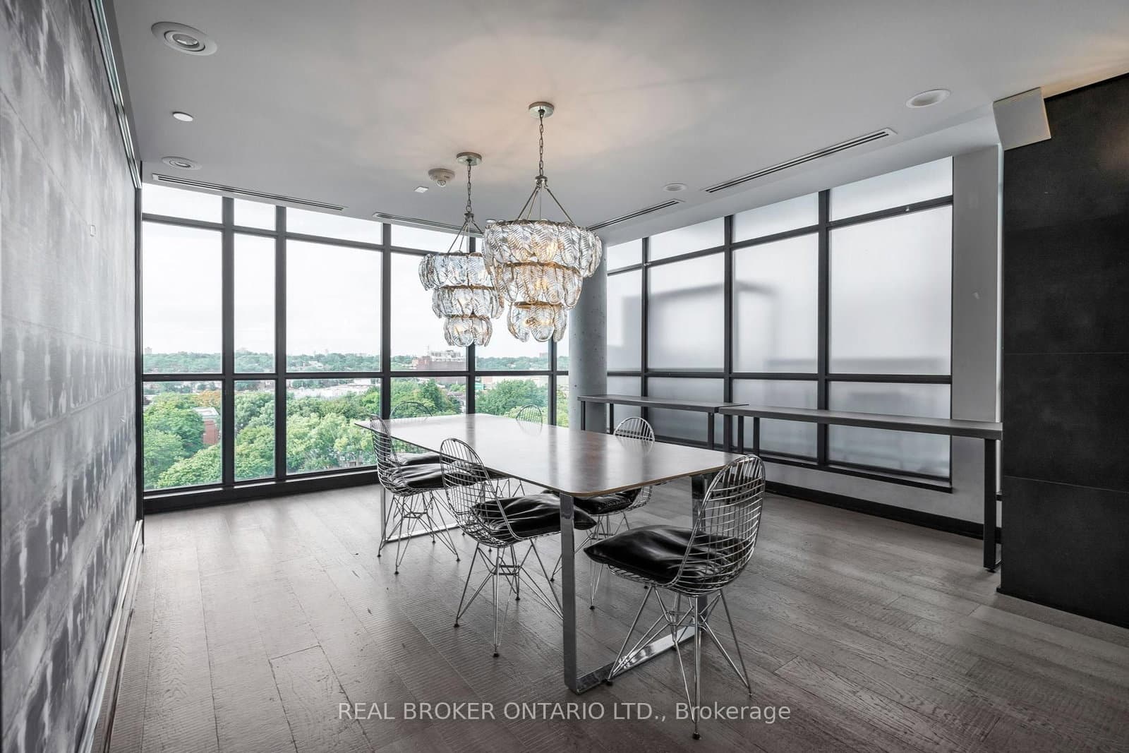 1190 Dundas Street E, Unit 322 thumbnail 9