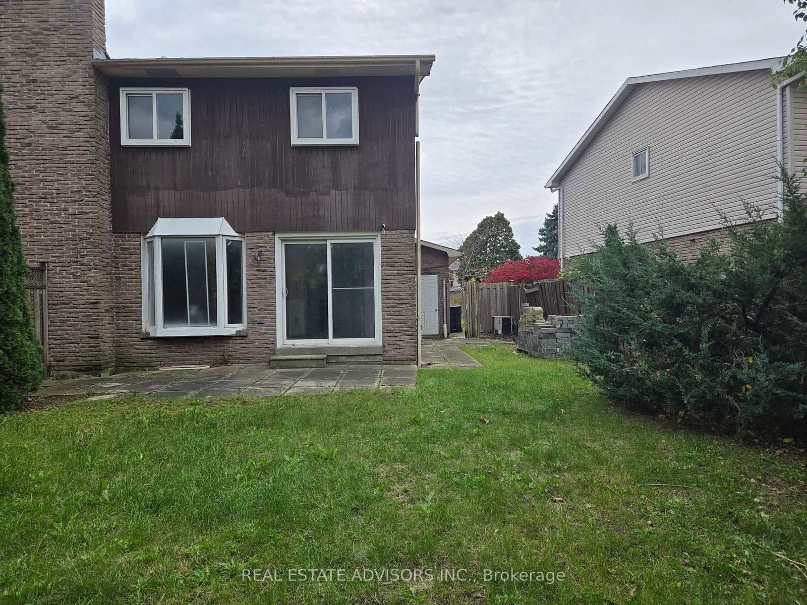 238 Braymore Boulevard thumbnail 2