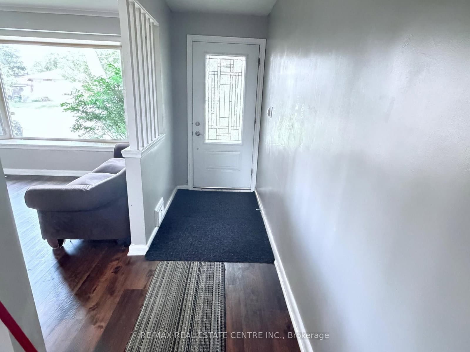 52 Sharbot Avenue thumbnail 7