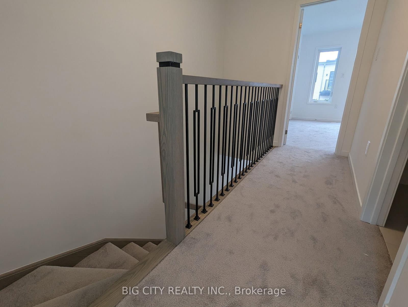 782 Heathrow Path, Unit 95 thumbnail 5