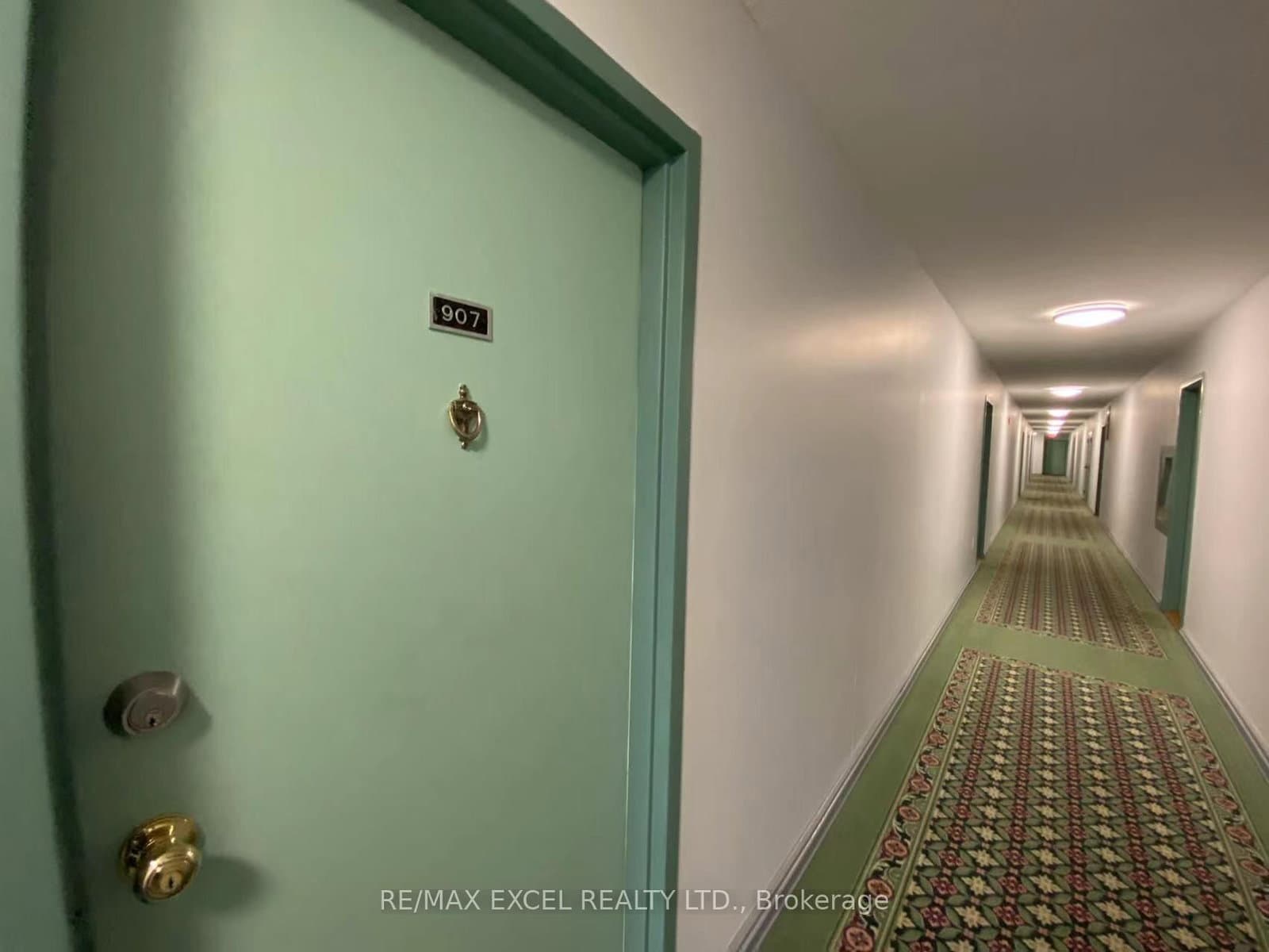 2500 Bridletowne Circle, Unit 907 thumbnail 10