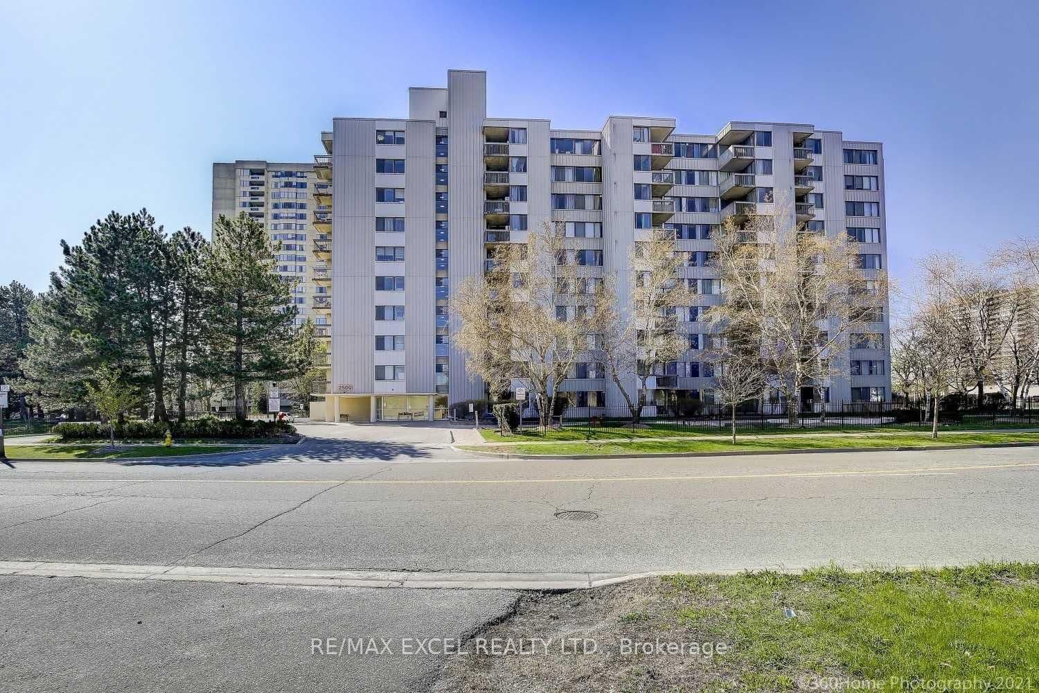 2500 Bridletowne Circle, Unit 907 thumbnail 3