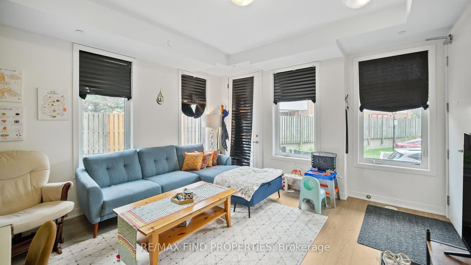 755 Omega Drive, Unit 301 thumbnail 16
