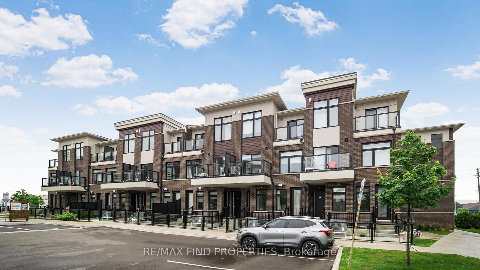 755 Omega Drive, Unit 301 thumbnail 7