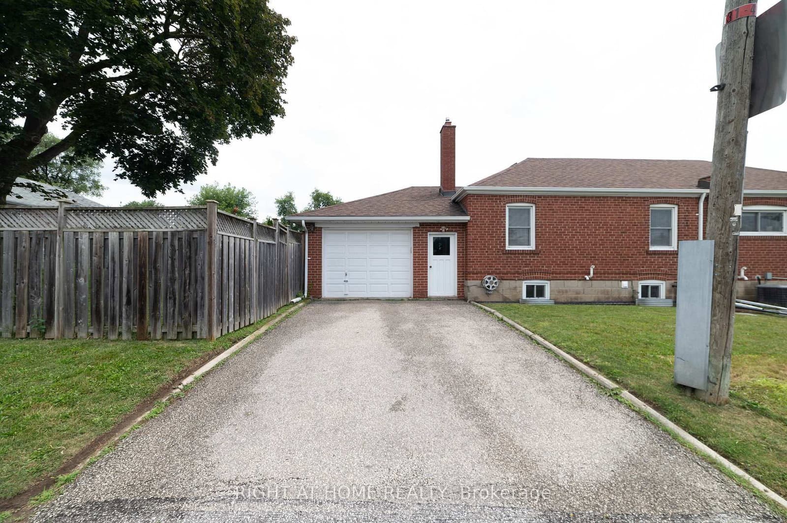 2 Midholm Drive thumbnail 40
