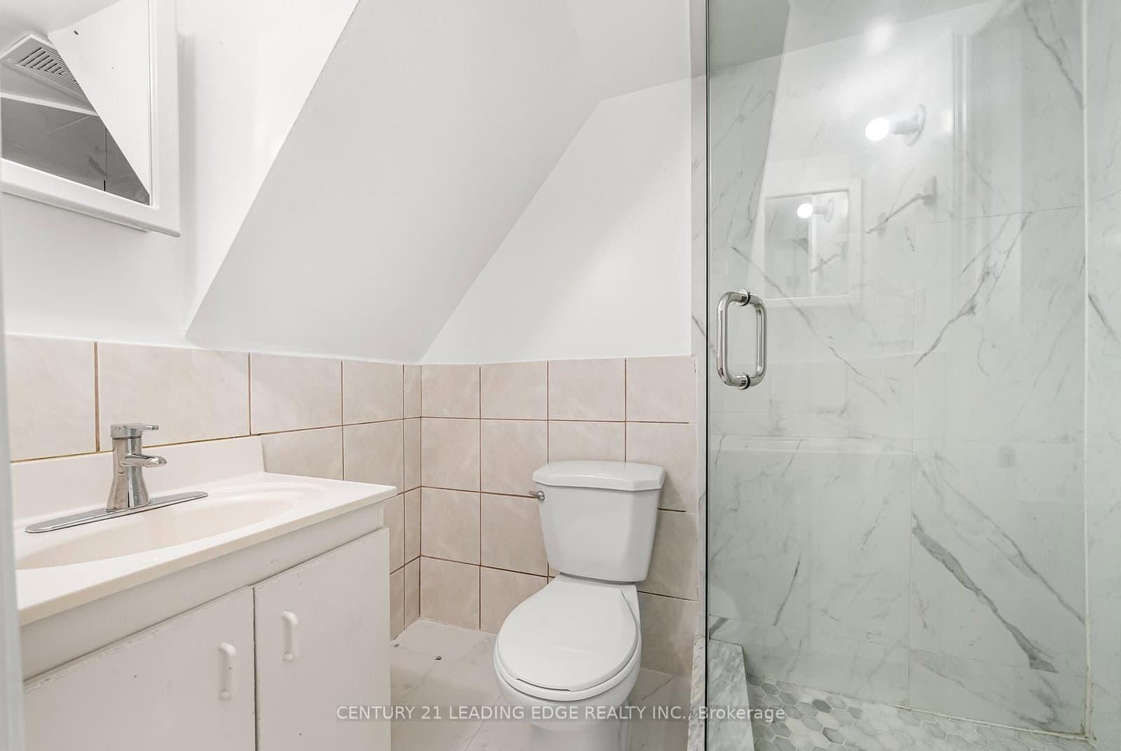 620 Birchmount Road, Unit unit B thumbnail 10