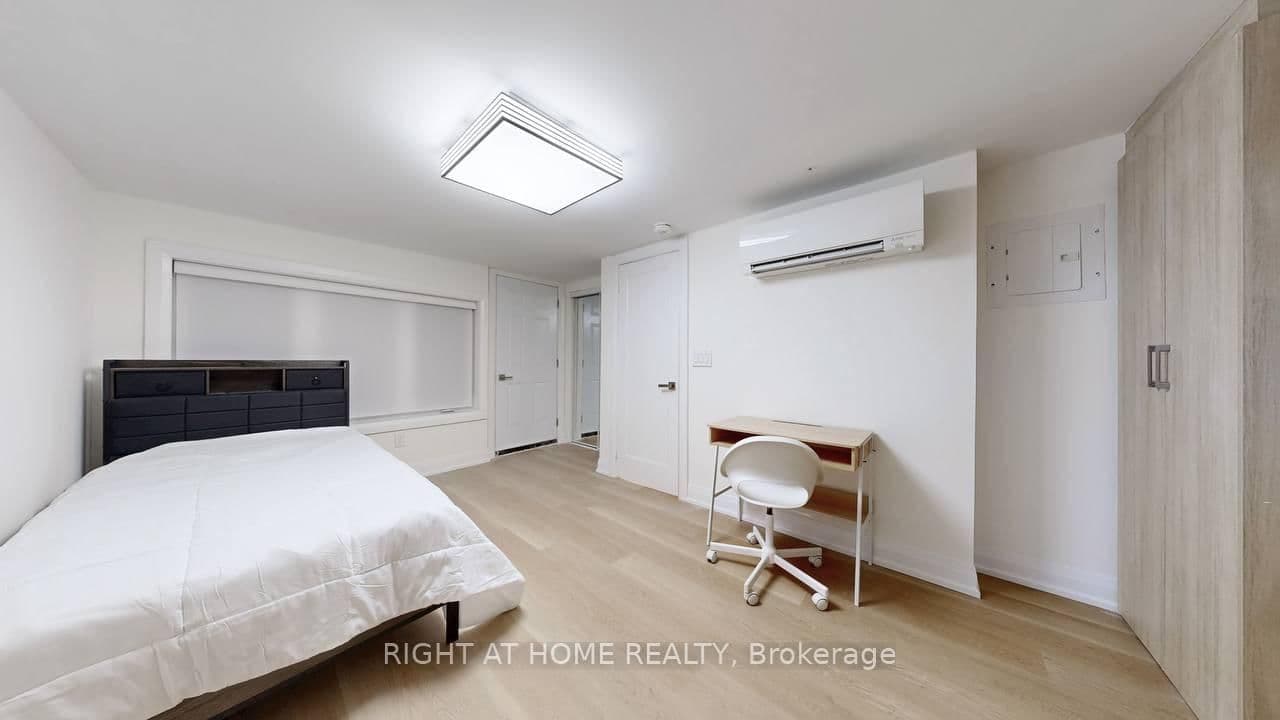 61 Glady's Road, Unit Unit 3 thumbnail 8