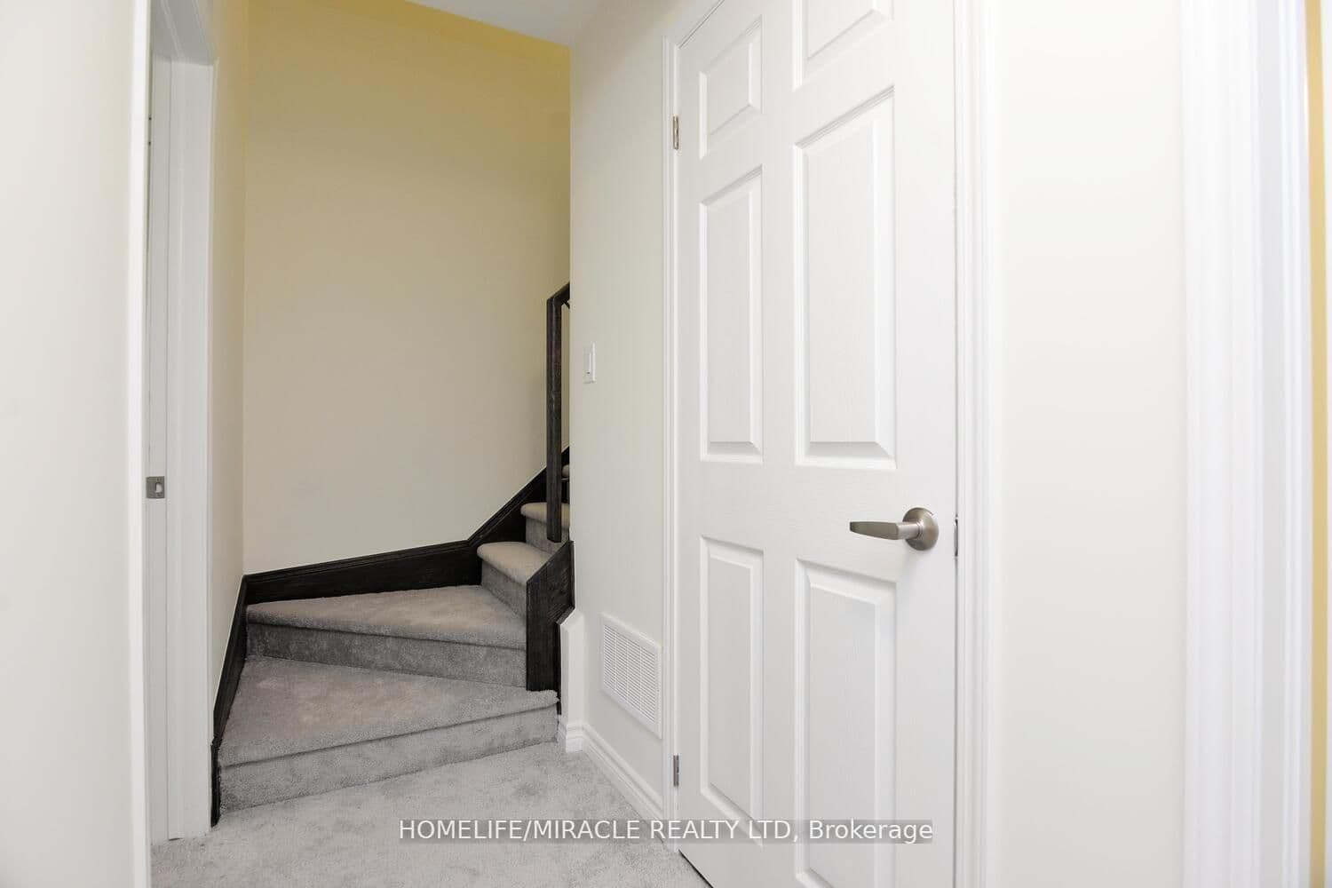 1081 Danforth Road E, Unit 113 thumbnail 19