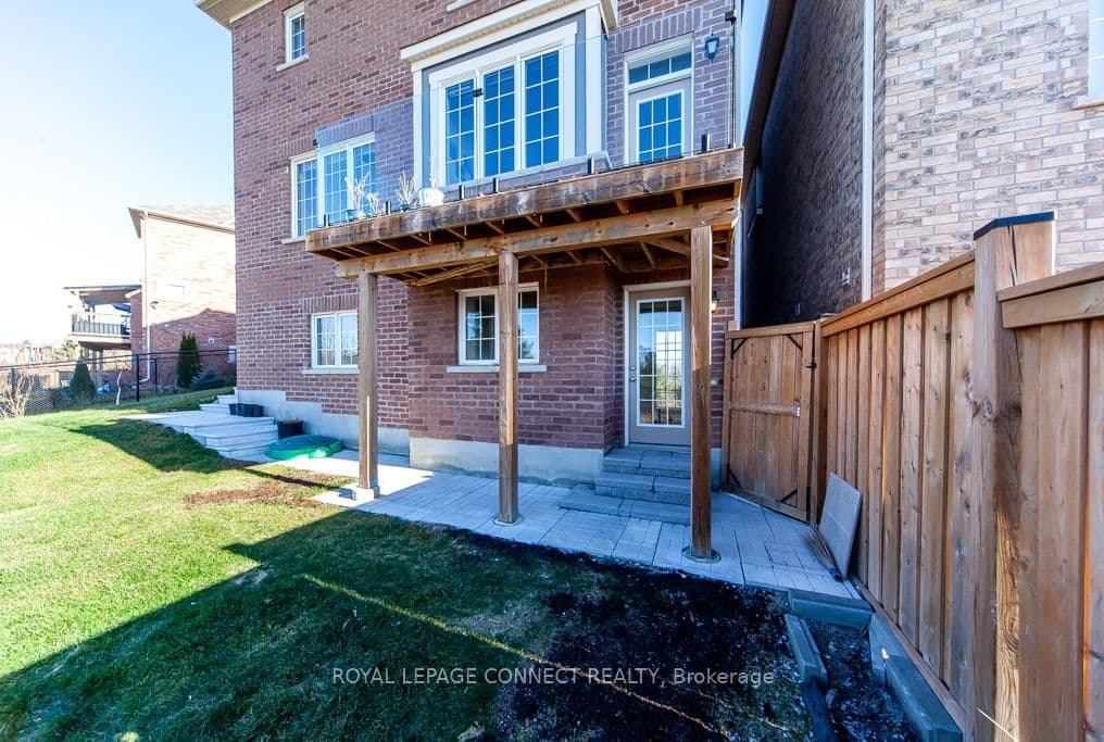 2412 Moonlight Crescent, Unit Bsmt thumbnail 3