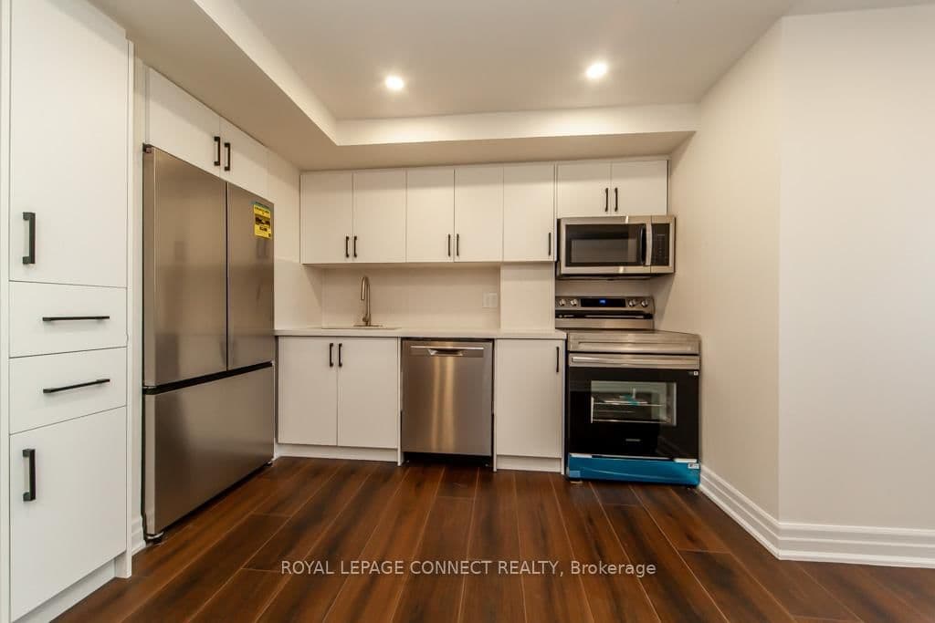2412 Moonlight Crescent, Unit Bsmt thumbnail 6