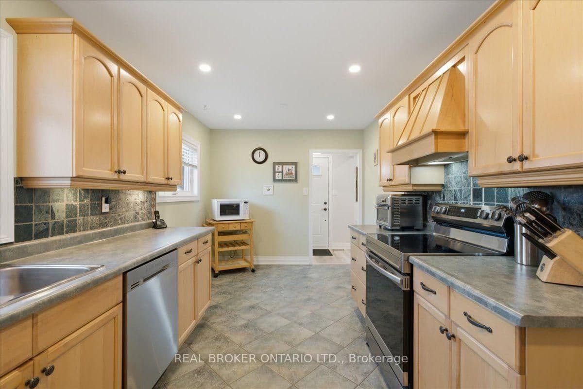 1331 Tatra Drive thumbnail 8