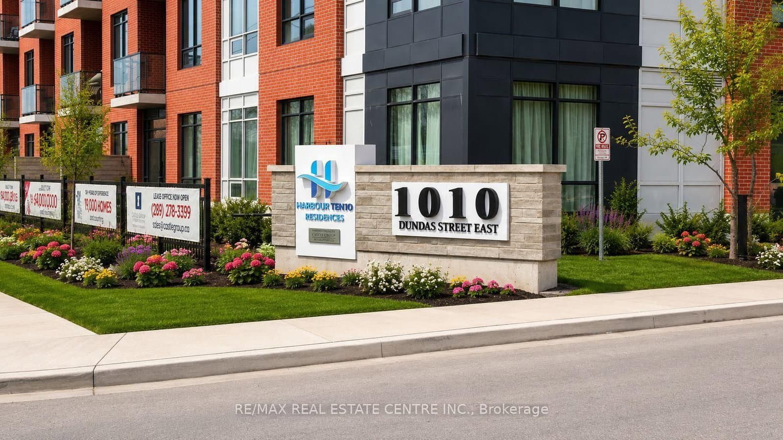 1010 Dundas Street E, Unit PH12 thumbnail 4