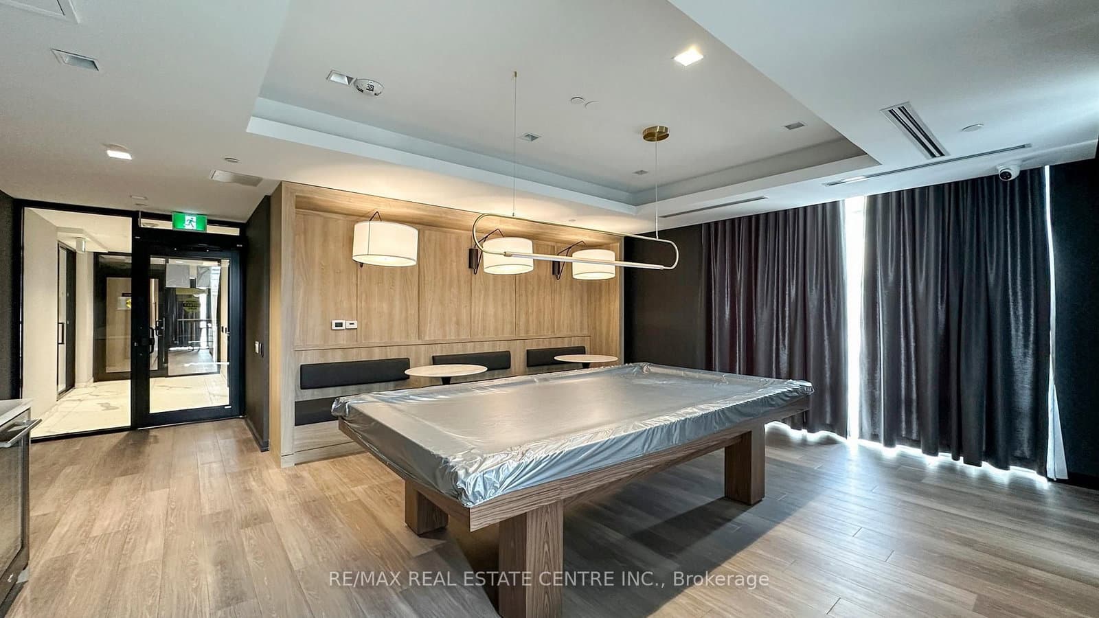1010 Dundas Street E, Unit PH12 thumbnail 44