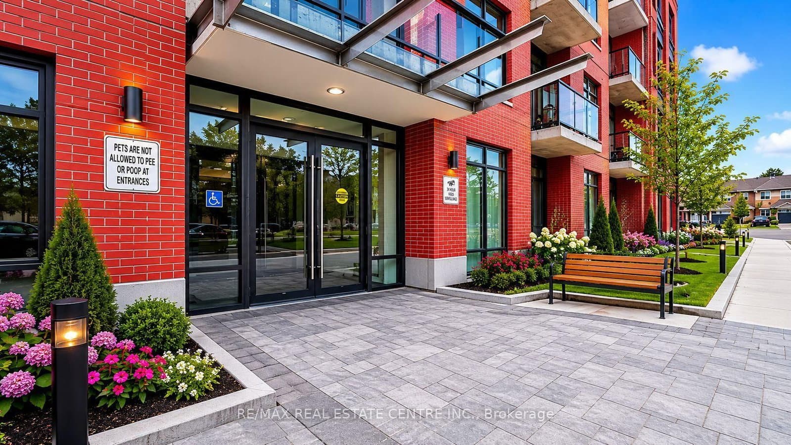 1010 Dundas Street E, Unit PH12 thumbnail 7