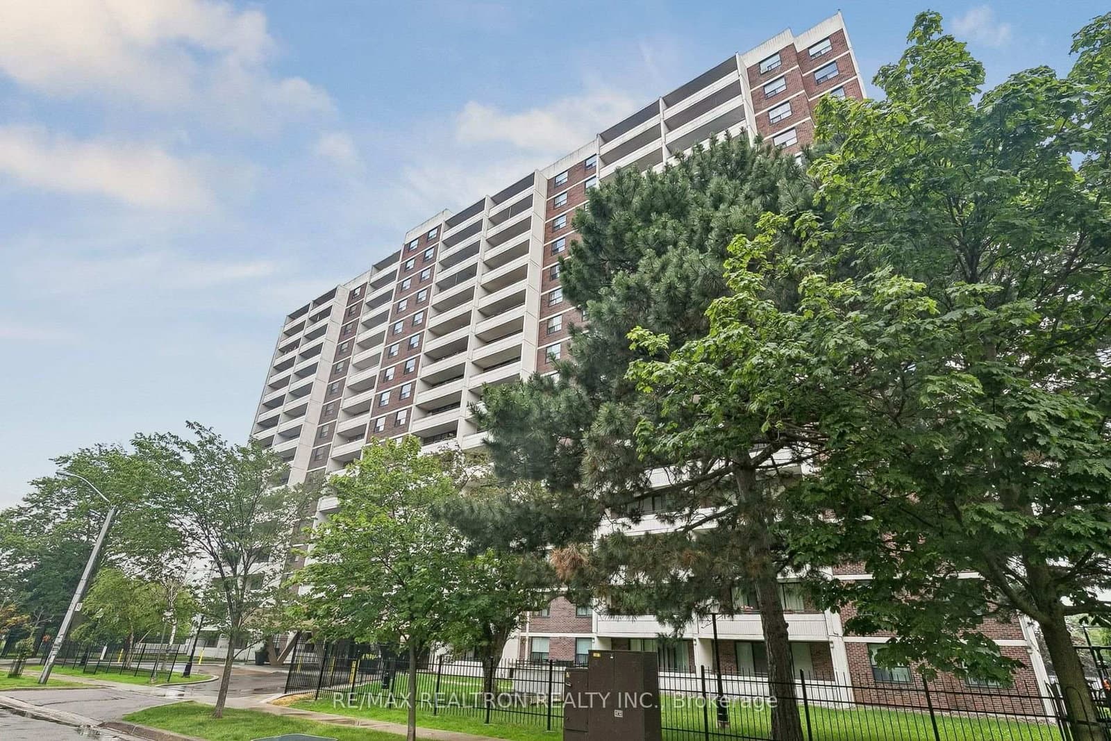 101 Prudential Drive, Unit 205 thumbnail 4