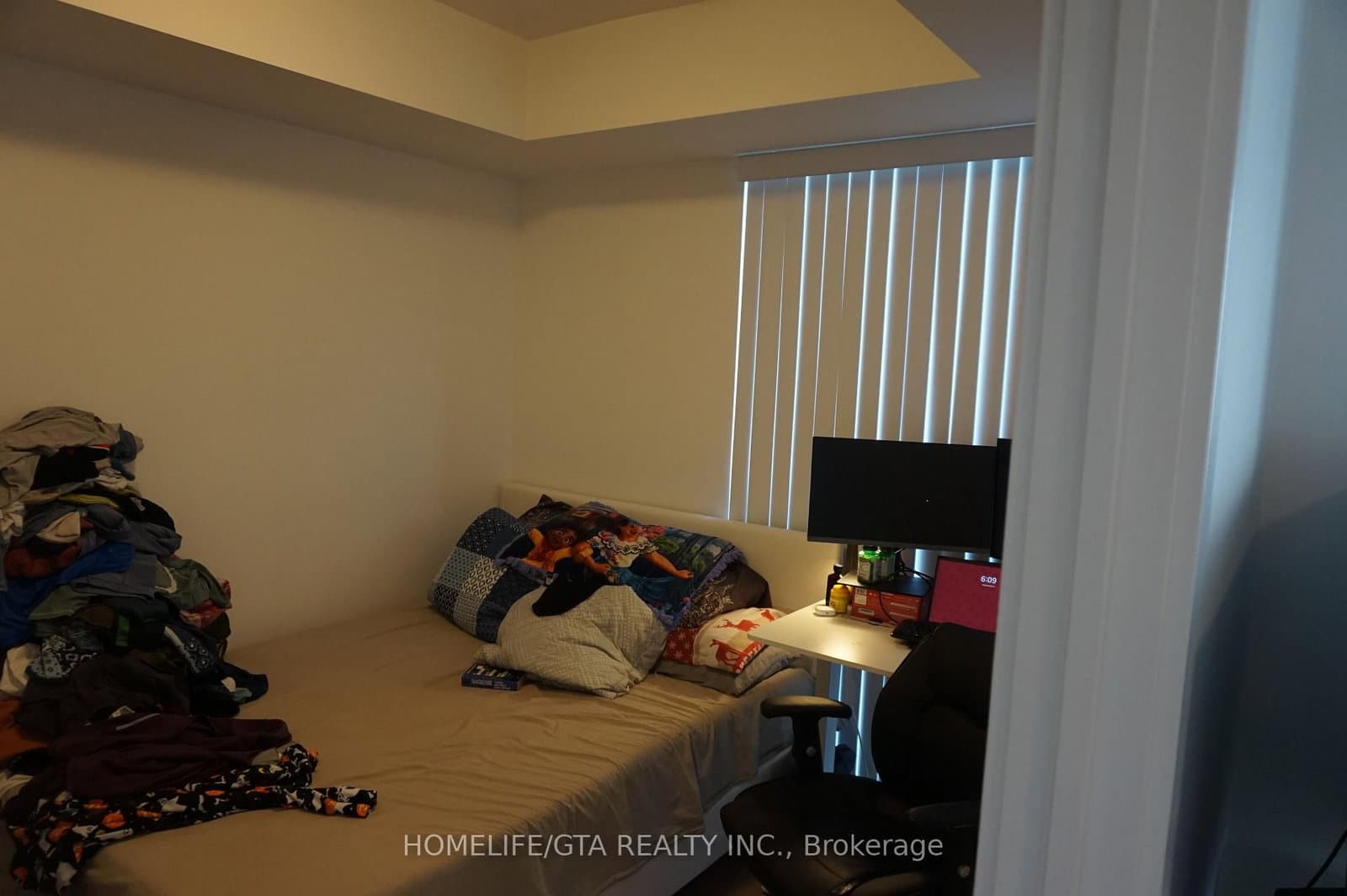 2033 Kennedy Road, Unit 2210 thumbnail 13