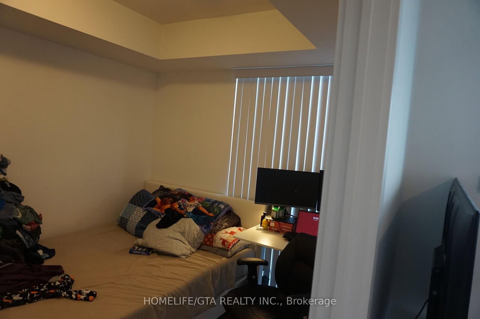 2033 Kennedy Road, Unit 2210 thumbnail 14