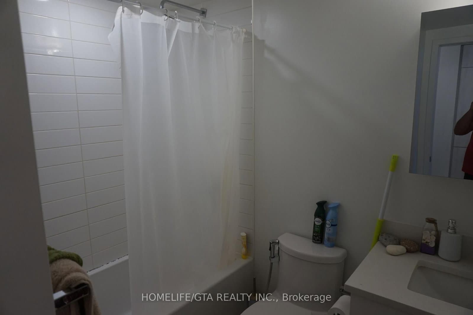 2033 Kennedy Road, Unit 2210 thumbnail 4