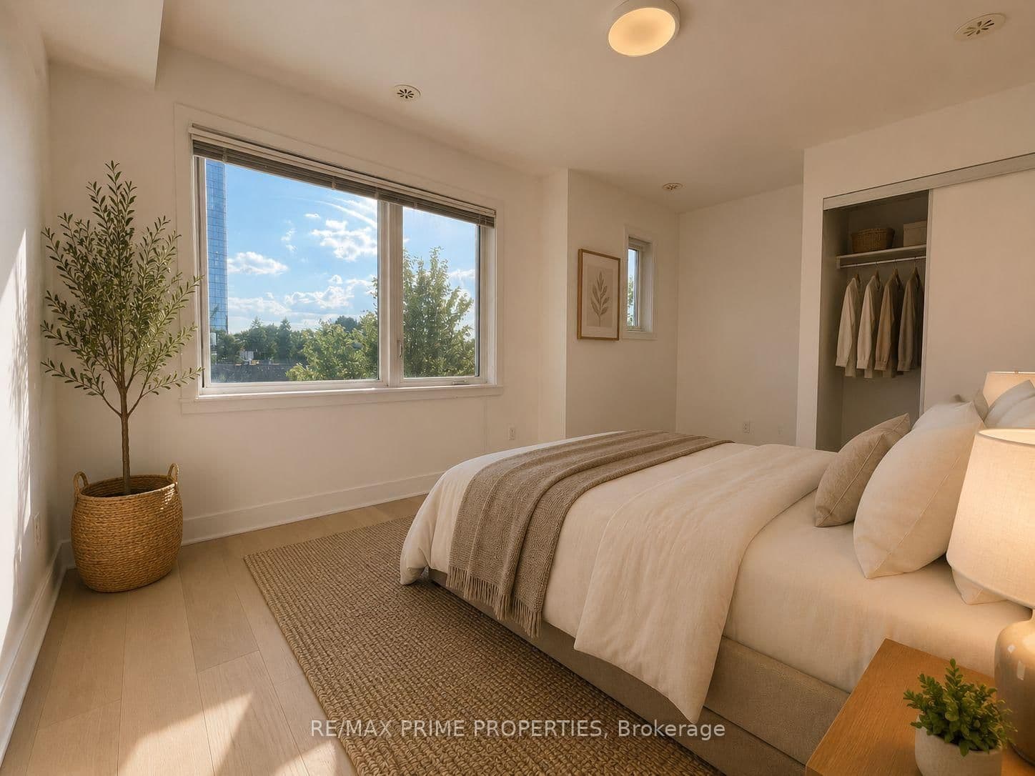 315 Village Green Square, Unit Th69 thumbnail 12