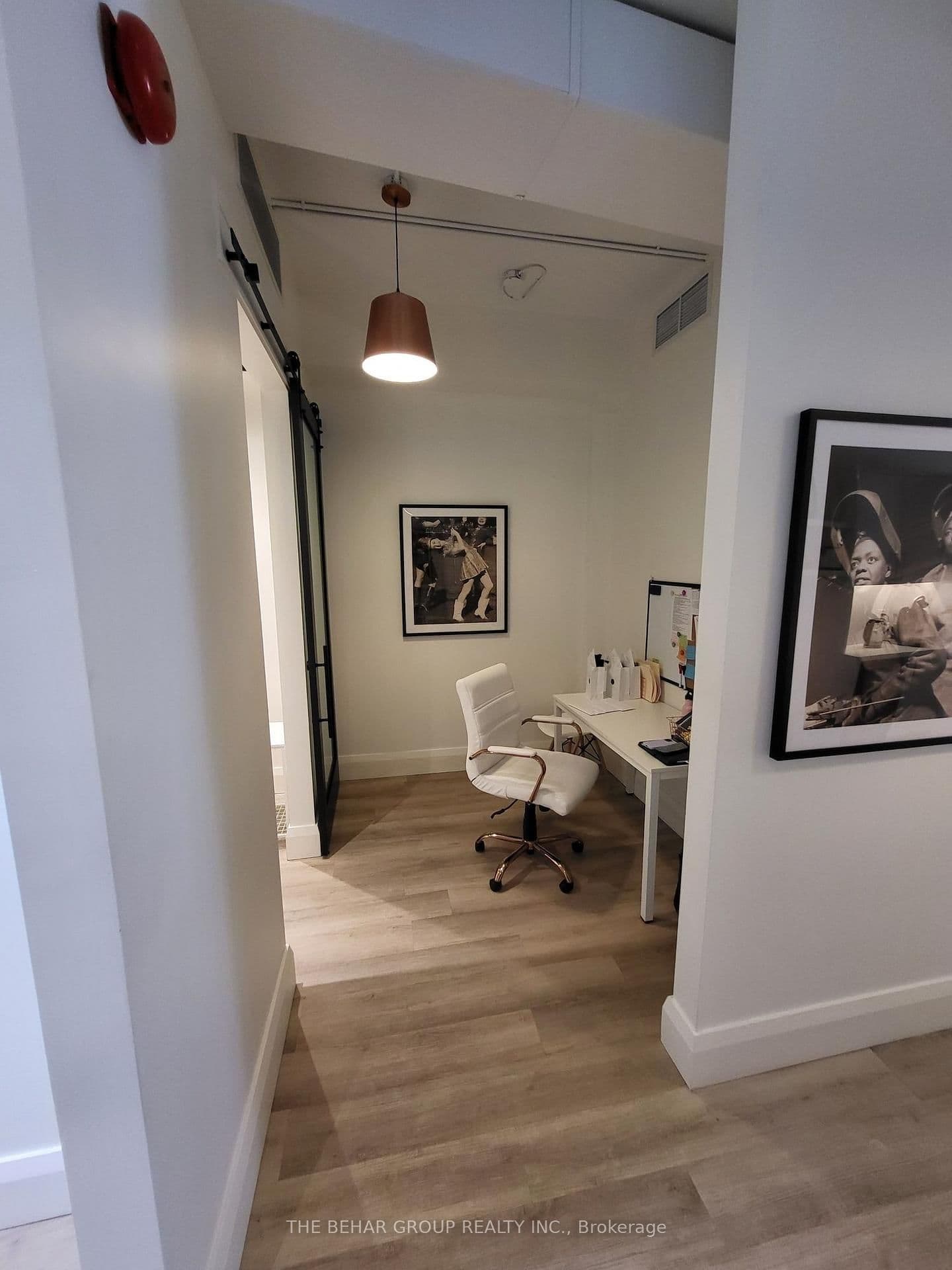 2128 Queen Street E thumbnail 9