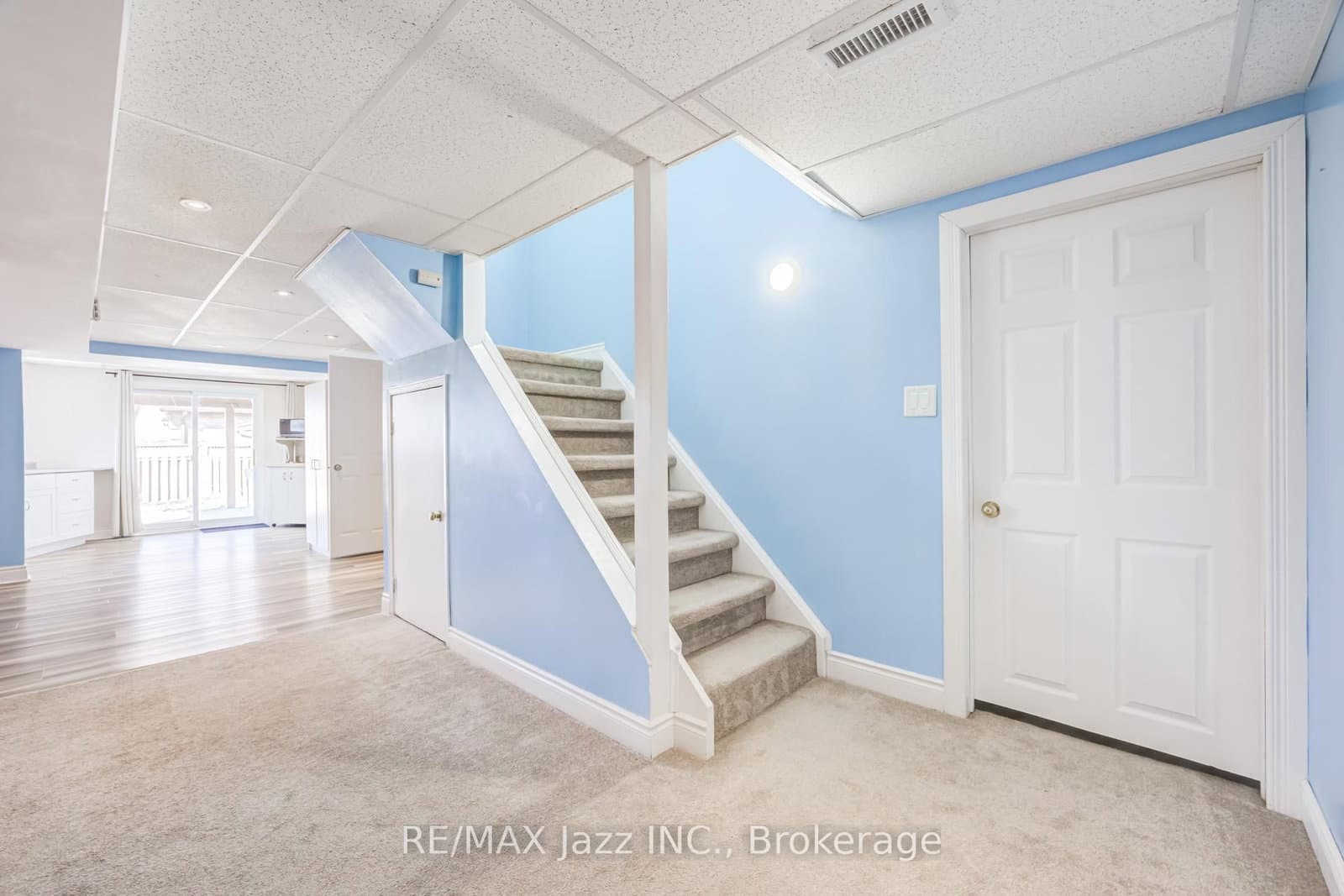 2 Coomer Crescent thumbnail 33