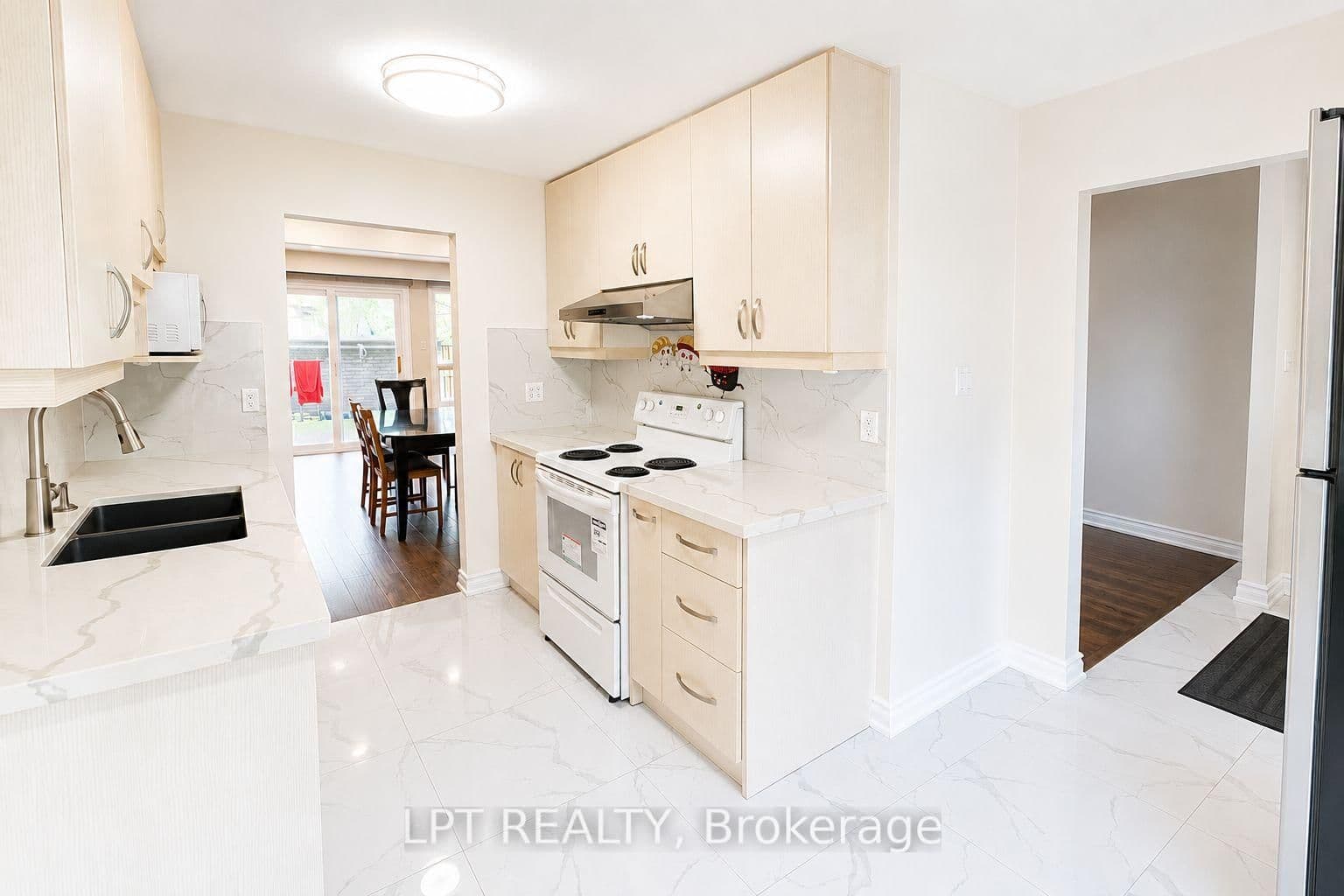 100 Burrows Hall Boulevard, Unit 63 thumbnail 2