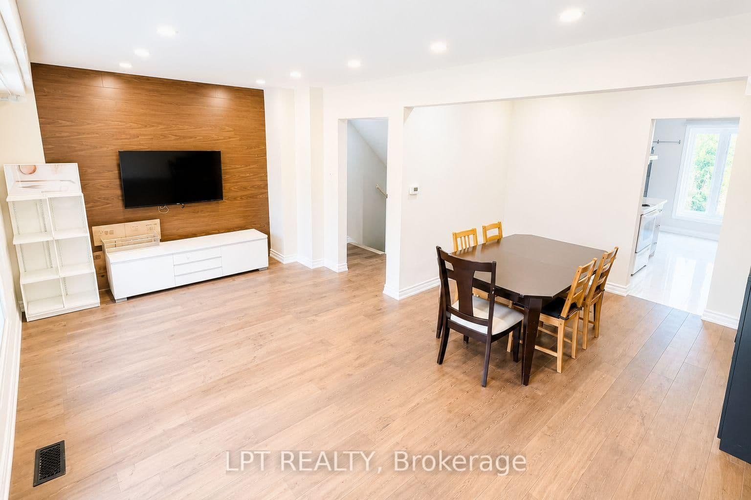 100 Burrows Hall Boulevard, Unit 63 thumbnail 5
