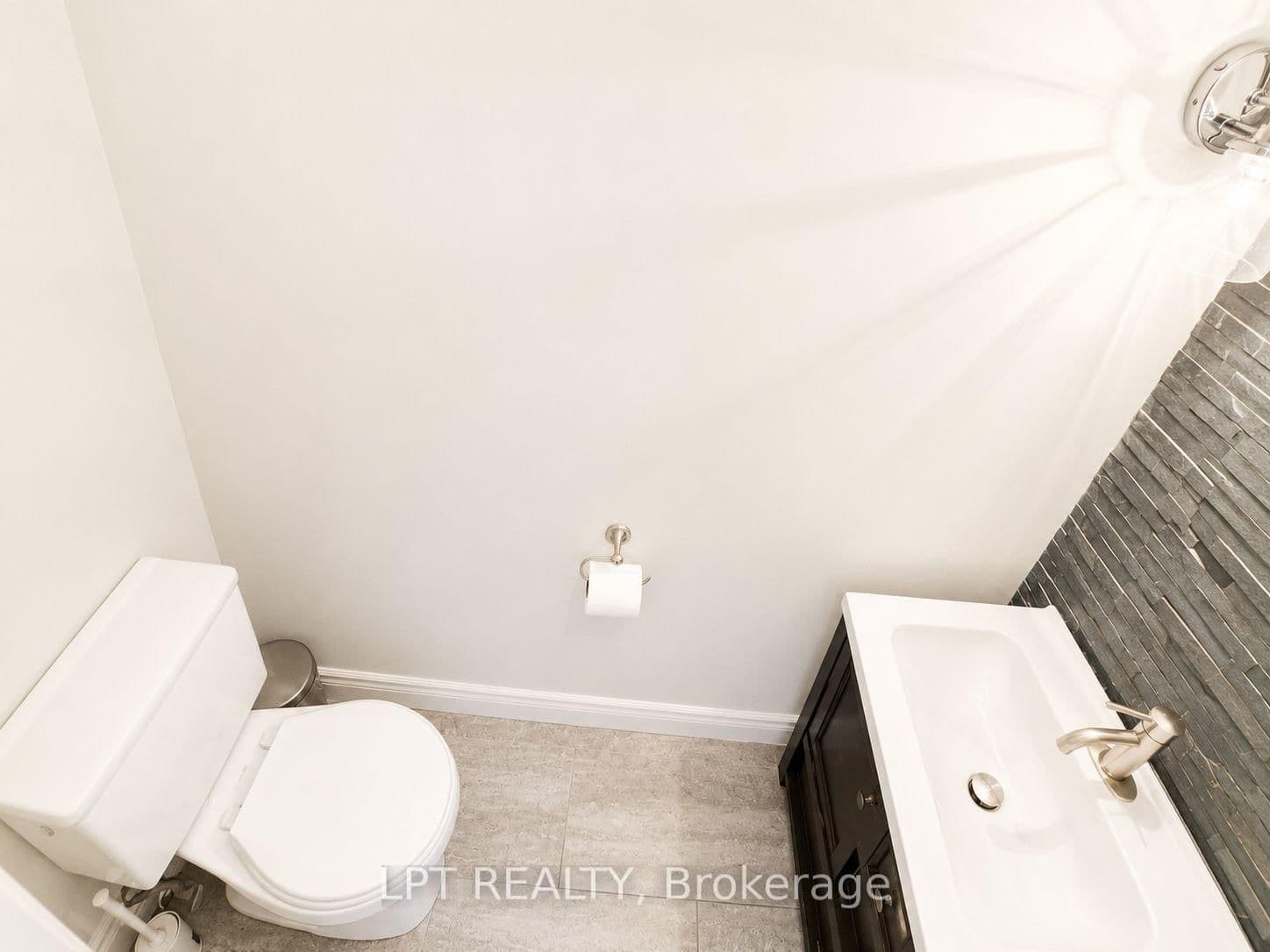 100 Burrows Hall Boulevard, Unit 63 thumbnail 7