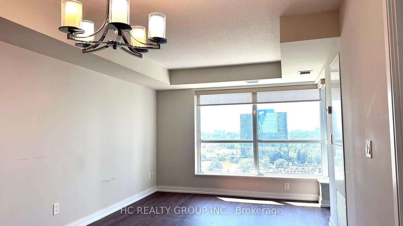 181 Village Green Square, Unit 1415 thumbnail 13