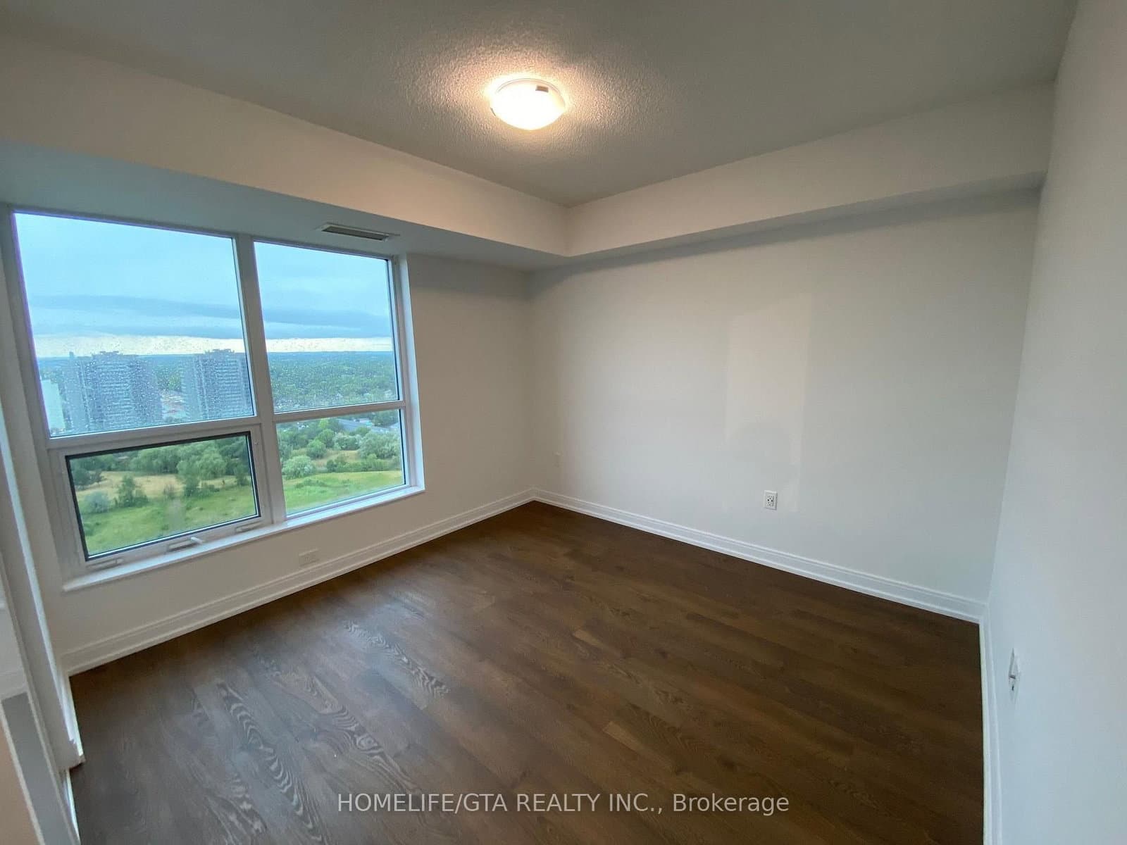 275 Village Green Square, Unit 2120 thumbnail 10