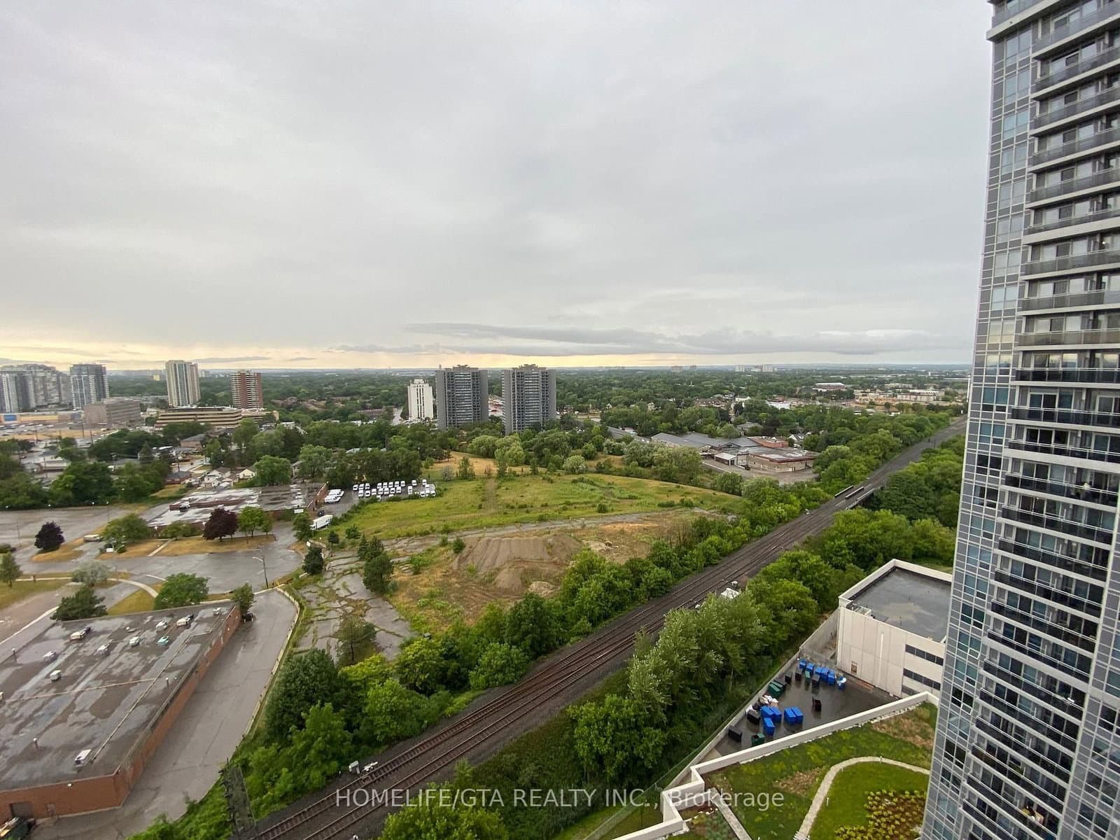 275 Village Green Square, Unit 2120 thumbnail 13
