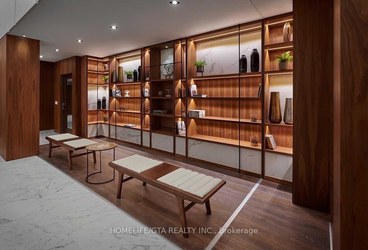 275 Village Green Square, Unit 2120 thumbnail 19