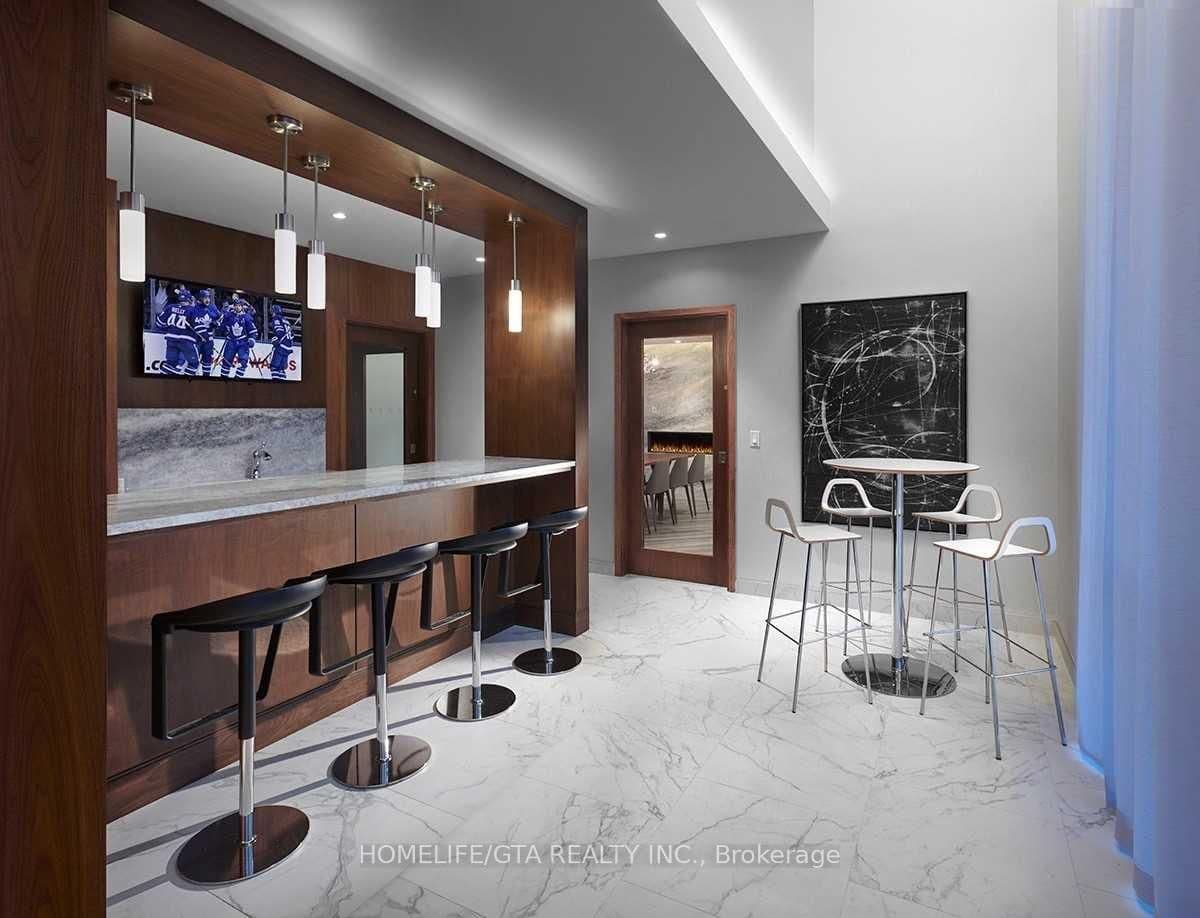 275 Village Green Square, Unit 2120 thumbnail 25