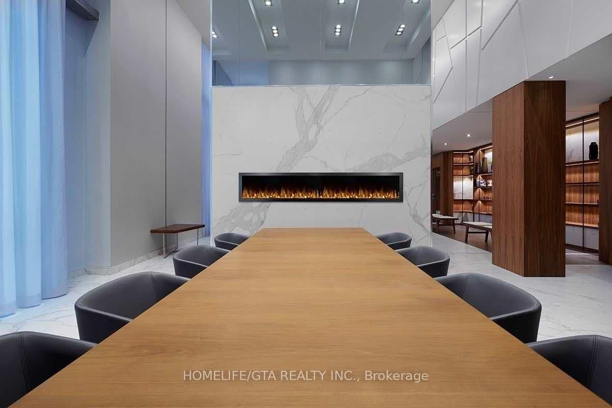 275 Village Green Square, Unit 2120 thumbnail 27