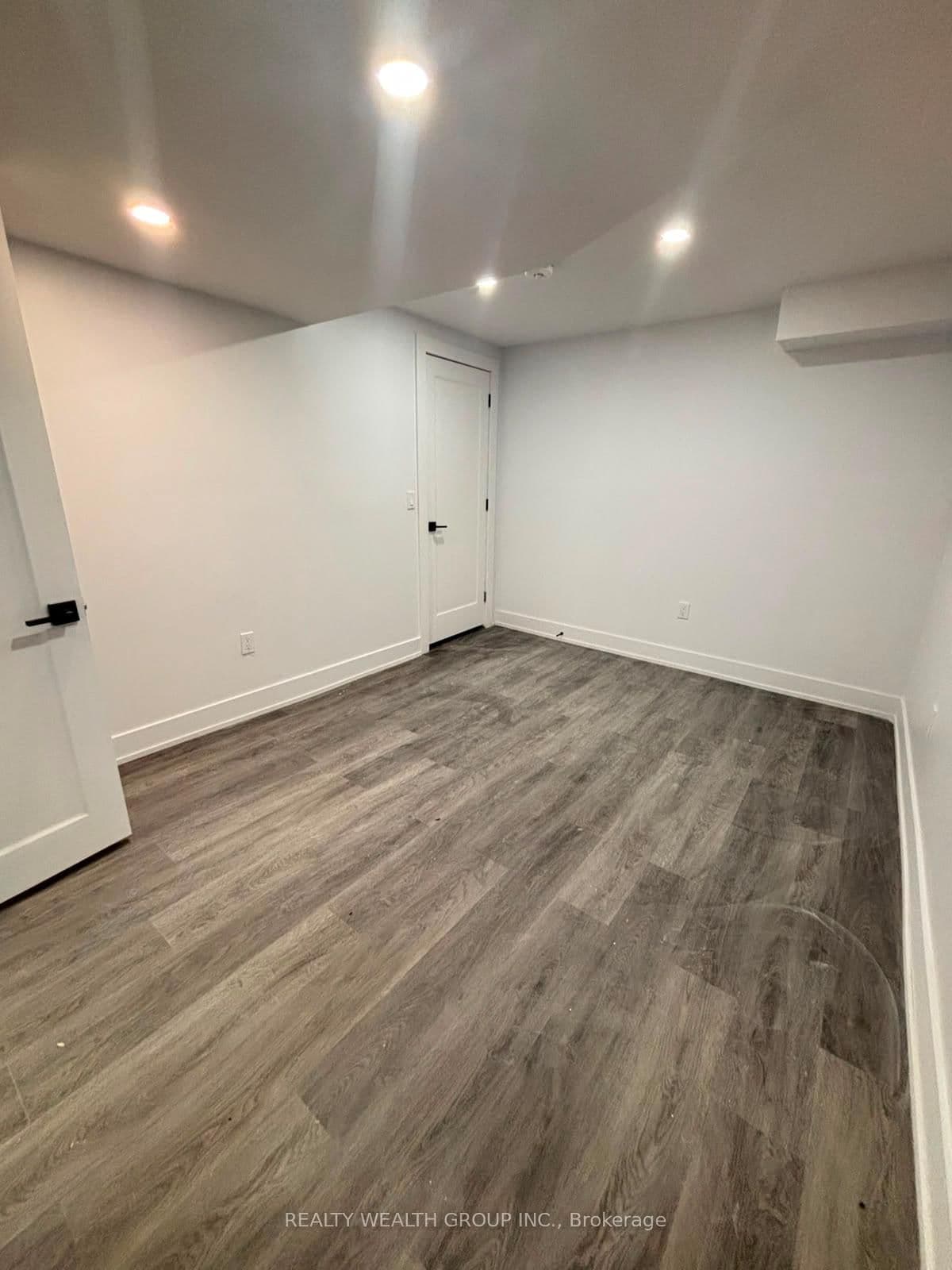 13 Brider Crescent, Unit BSMT thumbnail 4