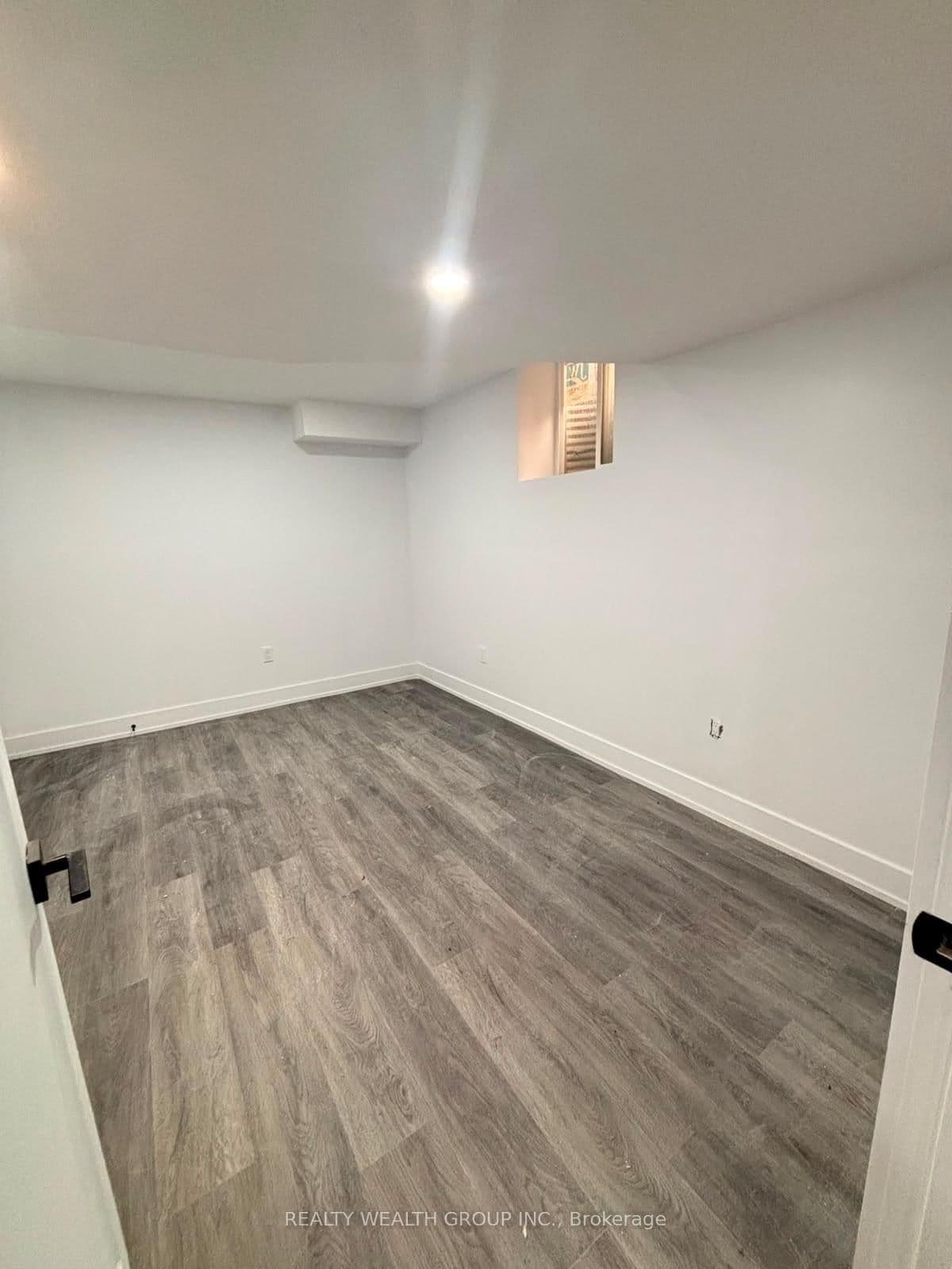 13 Brider Crescent, Unit BSMT thumbnail 5