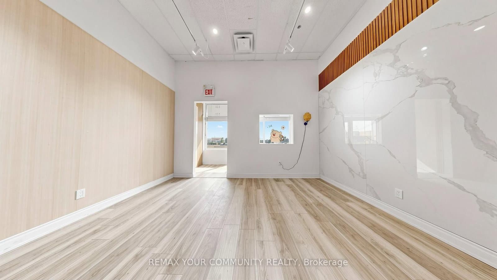 668 Silver Star Boulevard, Unit #210 thumbnail 12