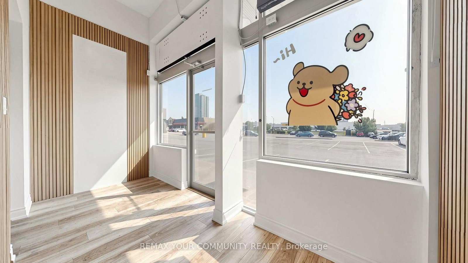 668 Silver Star Boulevard, Unit #210 thumbnail 4