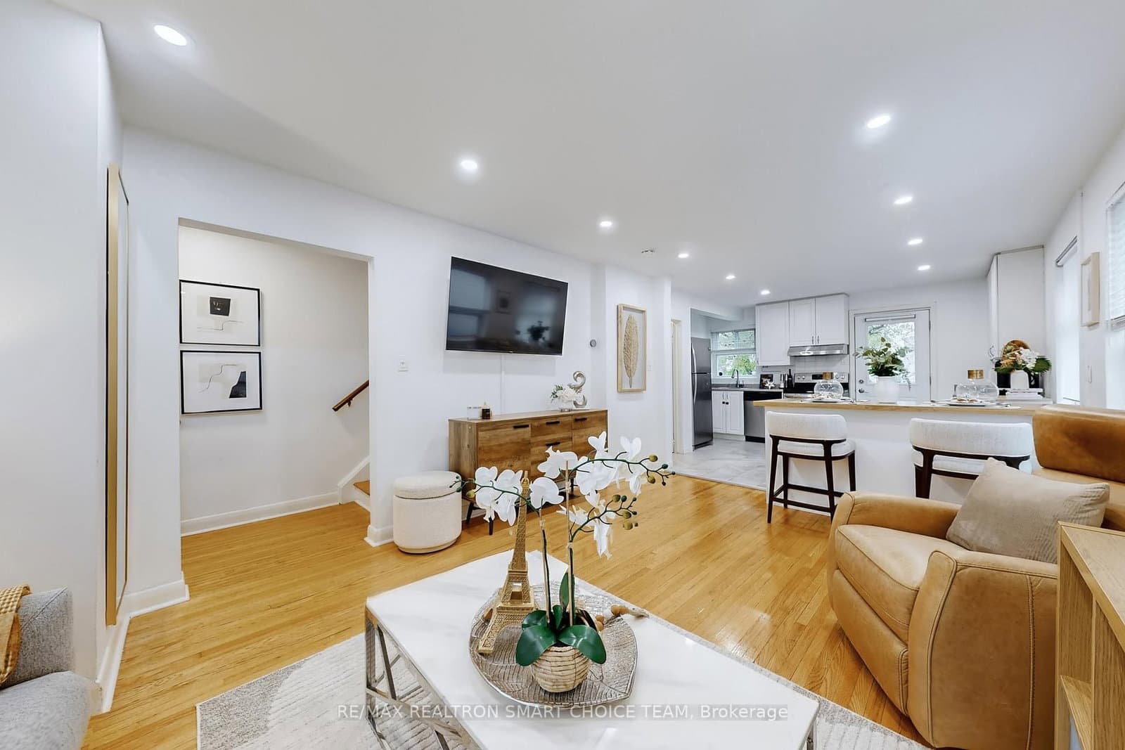 783 Birchmount Road thumbnail 7