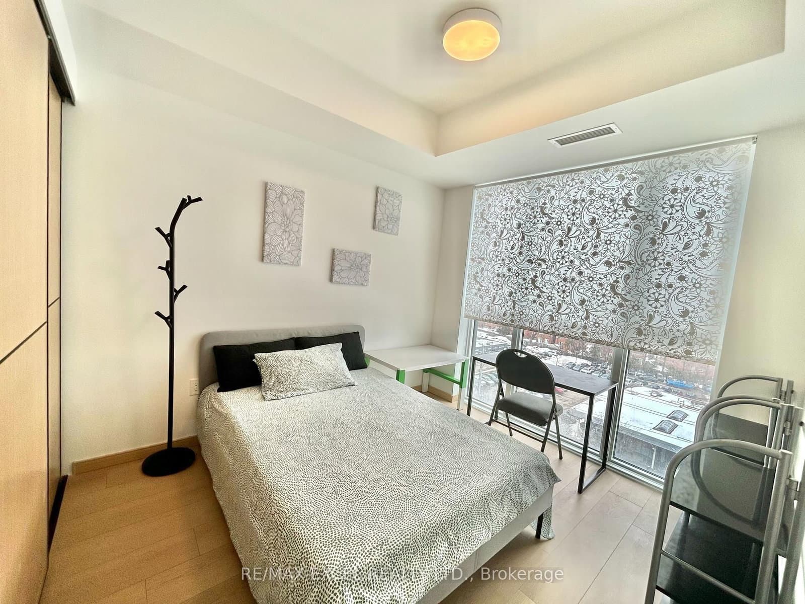 3429 Sheppard Avenue E, Unit 910 thumbnail 2